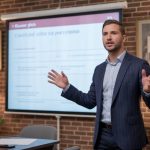 Elevator pitch ppt : comment construire un discours percutant avec PowerPoint